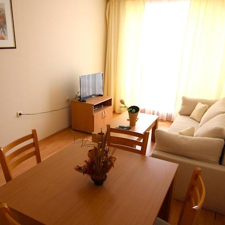 Fort Noks - Menada Apartments سفيتي فلاس المظهر الخارجي الصورة