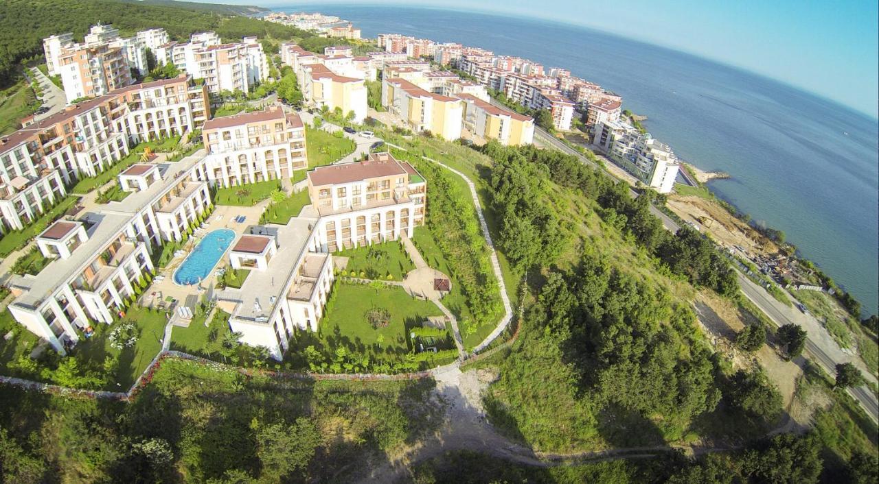 Fort Noks - Menada Apartments سفيتي فلاس المظهر الخارجي الصورة