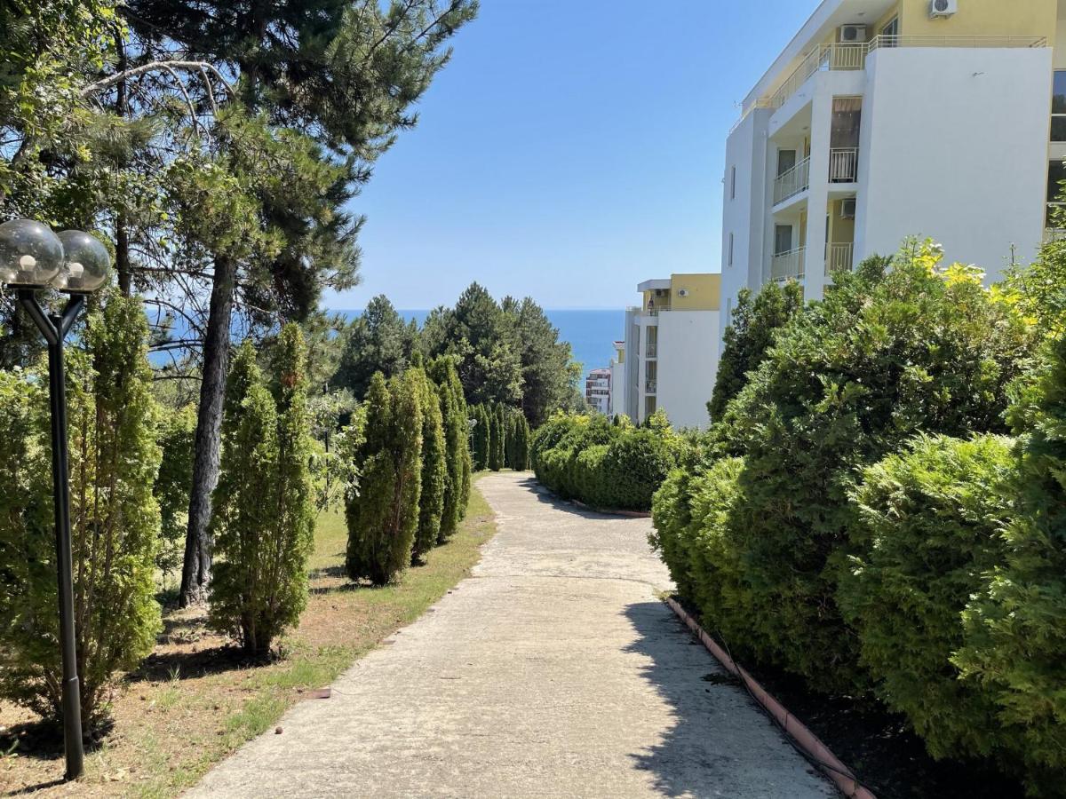 Fort Noks - Menada Apartments سفيتي فلاس المظهر الخارجي الصورة