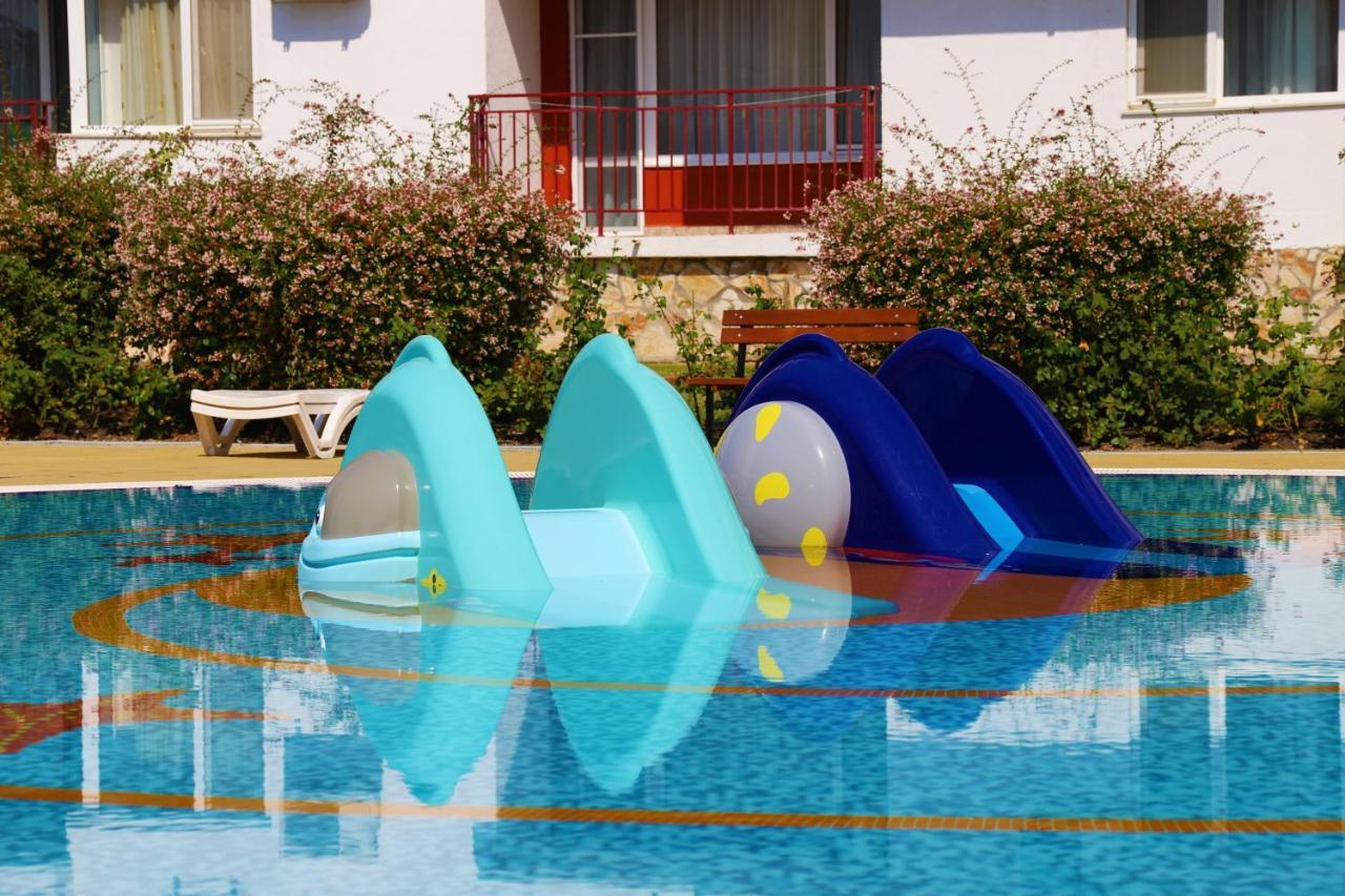 Fort Noks - Menada Apartments سفيتي فلاس المظهر الخارجي الصورة