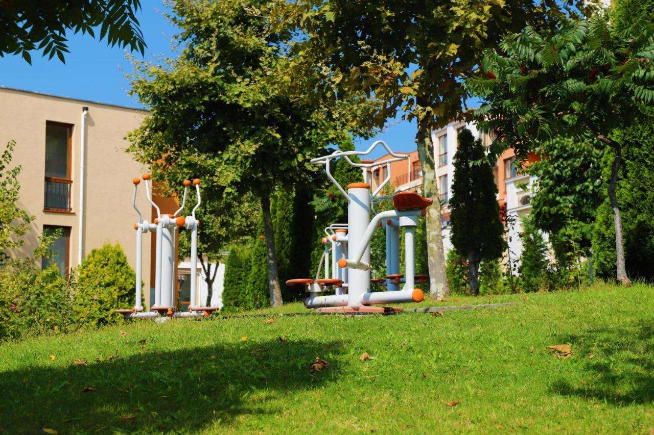 Fort Noks - Menada Apartments سفيتي فلاس المظهر الخارجي الصورة